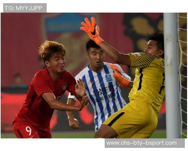 圣菲联合迎战拉普拉塔全力争胜展现球队实力与斗志